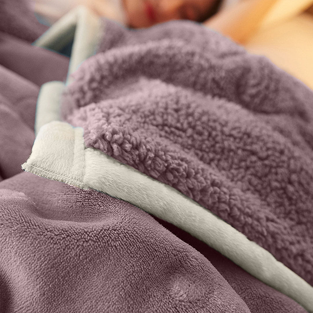 Reversible Thick Throw Blanket