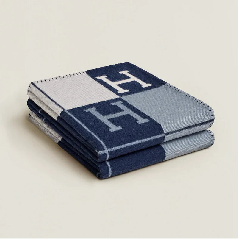 Luxury Wool-Cashmere Throw